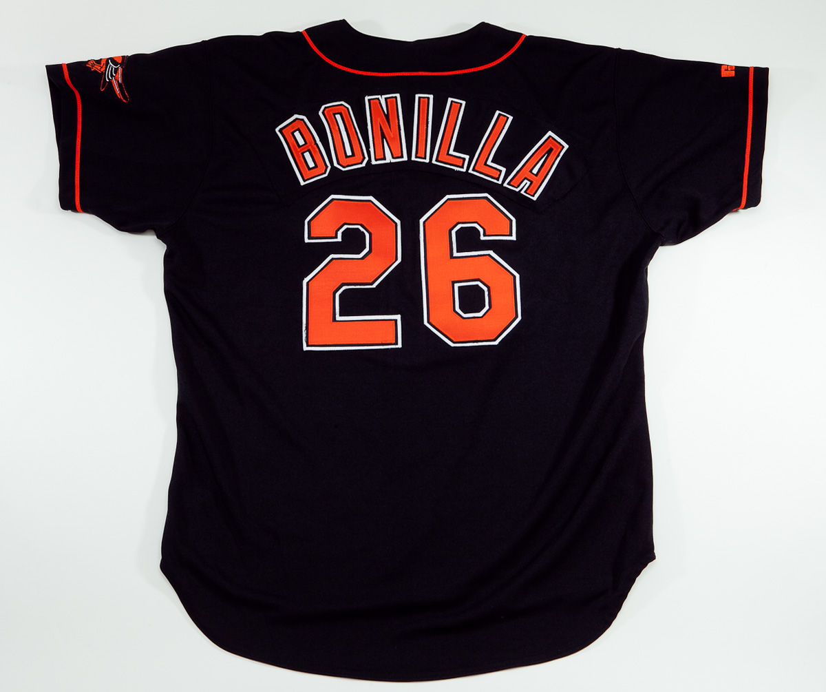 Lot Detail - 1996 BOBBY BONILLA GAME USED BALTIMORE ORIOLES ROAD
