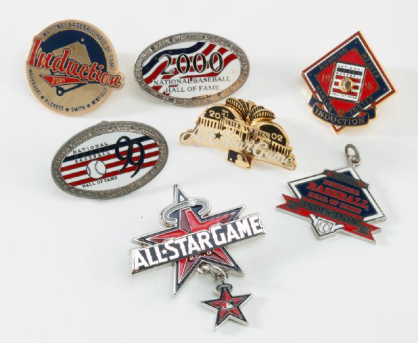 LOT OF (5) HALL OF FAME PRESS PINS AND (2) ALL STAR GAME PRESS CHARMS