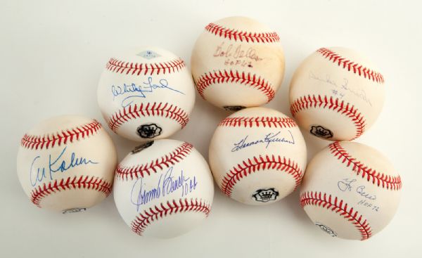 LOT OF (7) HALL OF FAME SINGLE SIGNED BASEBALLS INC BERRA, BENCH, SNIDER, AND 4 OTHERS