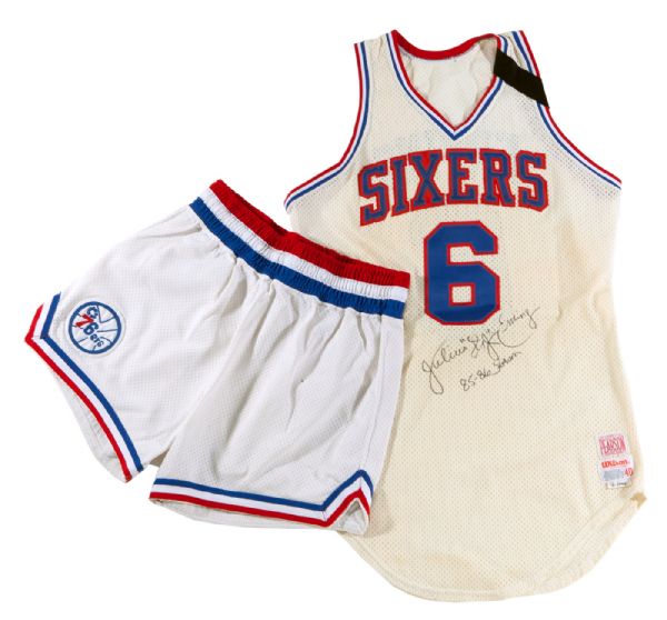 1985-86 JULIUS ERVING SIGNED & INSCRIBED PHILADELPHIA 76ERS GAME WORN HOME JERSEY (W/ BLACK ARM BAND) AND SHORTS