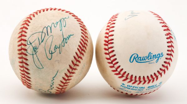 LOT OF (2) MULTI-SIGNED BASEBALLS WITH HALL OF FAME PLAYERS INC DIMAGGIO, MATHEWS, AND ROBINSON