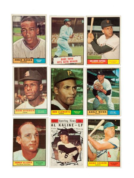 1961 TOPPS BASEBALL LOT OF APPROXIMATELY 580 CARDS