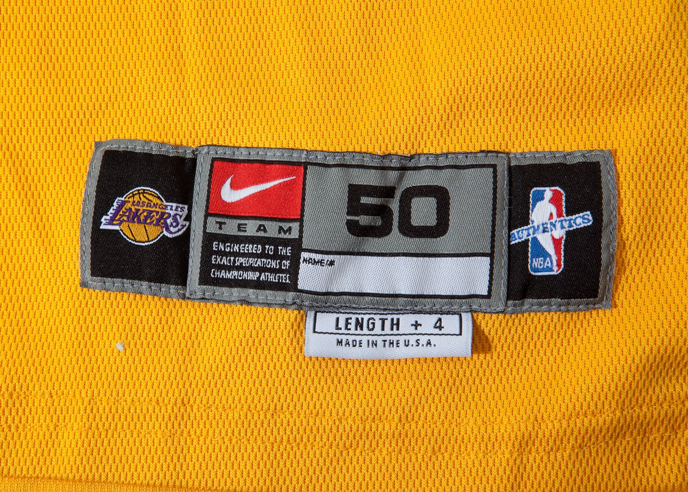 Lot Detail - 2001/2002 KOBE BRYANT LOS ANGELES LAKERS GAME WORN JERSEY AND  1999/00 GAME WORN SHORTS