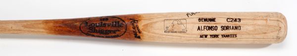 2000 ALFONSO SORIANO SIGNED NEW YORK YANKEES LOUISVILLE SLUGGER GAME-USED BAT