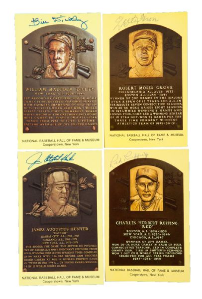 LOT OF (18) GOLD HALL OF FAME PLAQUE CARDS INCLUDING HUBBELL, GROVE, CATFISH HUNTER, AND OTHERS
