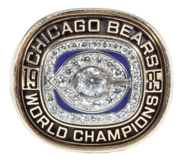 1985 CHICAGO BEARS SUPERBOWL XX CHAMPIONSHIP GOLD AND DIAMOND PENDANT CONVERTED INTO RING WITH CUSTOM PRESENTATION BOX