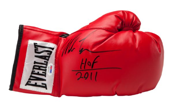 MIKE TYSON SIGNED EVERLAST RED BOXING GLOVE WITH INSCRIPTION "HOF 2011"