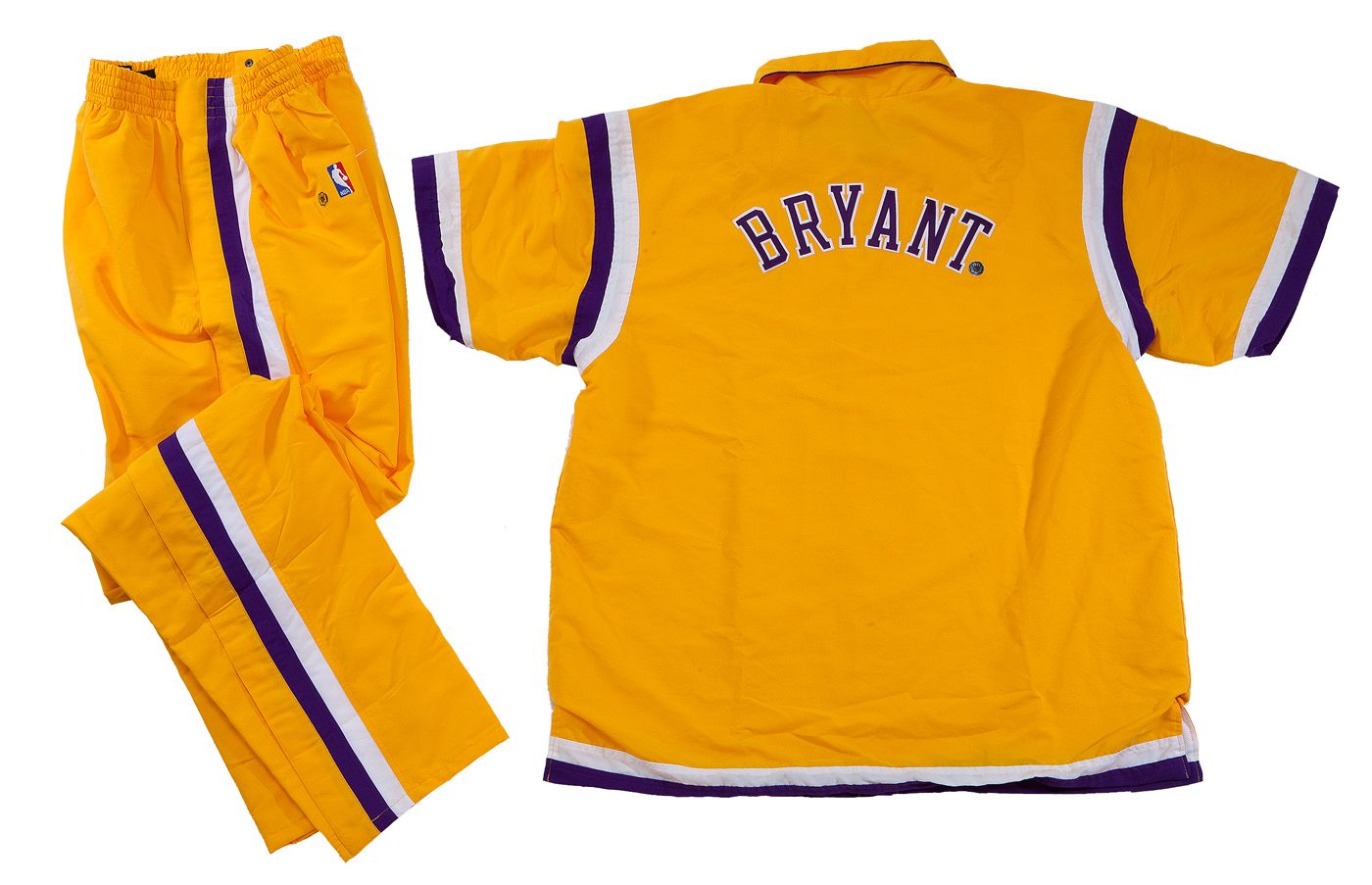 Lot Detail - Kobe Bryant 2005-06 Los Angeles Lakers Game Used #8