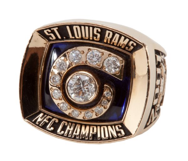 2001 ST LOUIS RAMS NFC CHAMPIONS RING PRESENTED TO STAFF MEMBER BOOKER