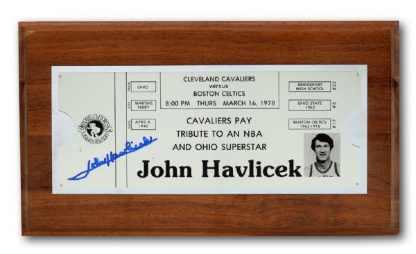 JOHN HAVLICEK’S 1978 SIGNED FINAL SEASON AWARD PRESENTED BY THE CLEVELAND CAVALIERS (HAVLICEK LOA) 