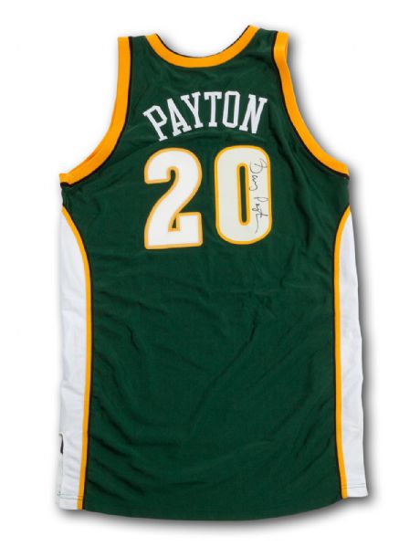 2001 GARY PAYTON SEATTLE SUPERSONICS GAME WORN AND SIGNED ROAD JERSEY 