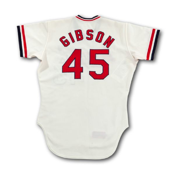 1974 BOB GIBSON ST LOUIS CARDINALS GAME WORN AND SIGNED HOME JERSEY (MEARS A10) 