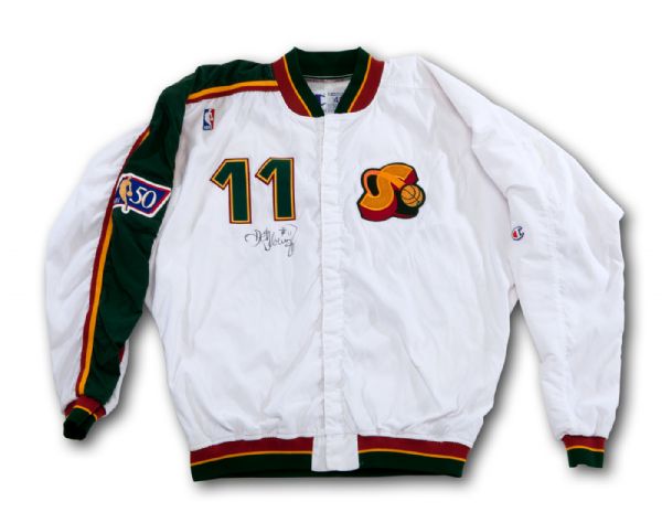 1996 DETLEF SCHREMPF SEATTLE SUPERSONICS GAME WORN AND SIGNED HOME WARM-UP JACKET 