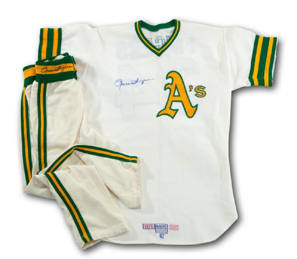 ROLLIE FINGERS 1976 OAKLAND AS GAME WORN AND SIGNED FULL UNIFORM (FINGERS LOA) 