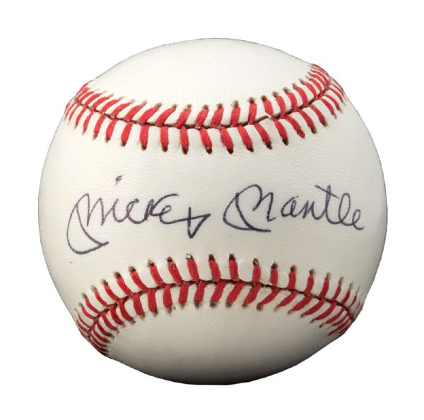  MICKEY MANTLE SINGLE SIGNED OAL (BROWN) BASEBALL (PSA/DNA 8)