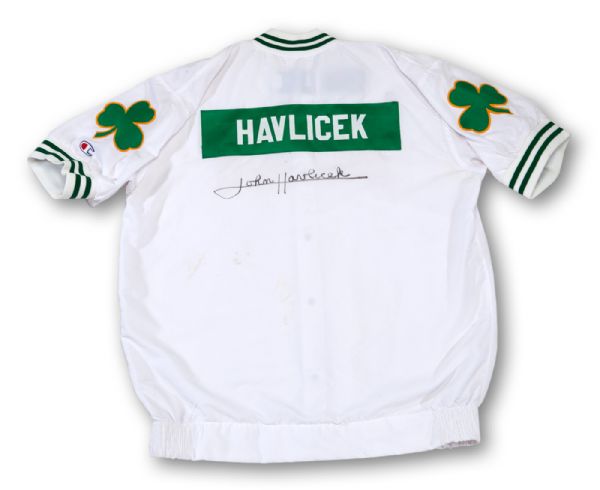 JOHN HAVLICEKS SIGNED 1993-94 BOSTON CELTICS WHITE REPLICA WARM-UP JACKET (HAVLICEK LOA)