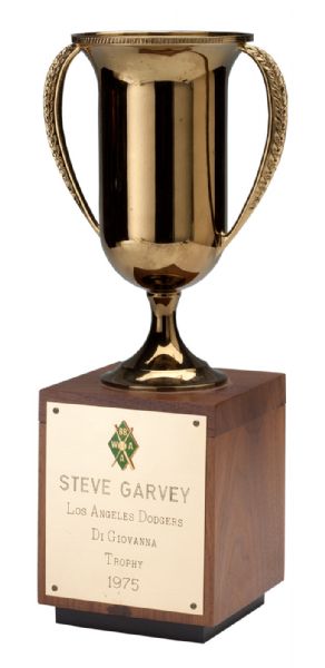 STEVE GARVEYS 1975 BBWA LOS ANGELES DODGERS DI GIOVANNA TROPHY (PLAYER WHO MOST TYPIFIES DODGER TRADITION) (GARVEY LOA) 