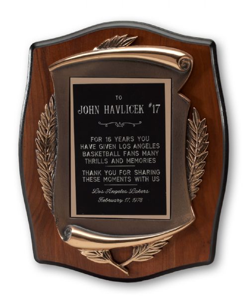 JOHN HAVLICEK’S 1978 FINAL SEASON TRIBUTE AWARD GIVEN BY LOS ANGELES LAKERS (HAVLICEK LOA) 