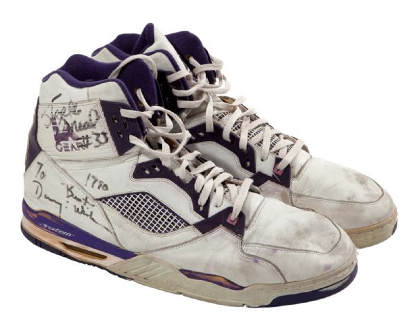 1990 SHAQUILLE ONEAL GAME WORN AND SIGNED LA GEAR SHOES FROM FINAL YEAR AT LSU (FICKE LOA)