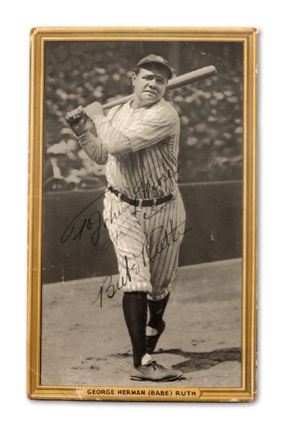 BABE RUTH AUTOGRAPHED 1933 R309-1 GOUDEY PREMIUM