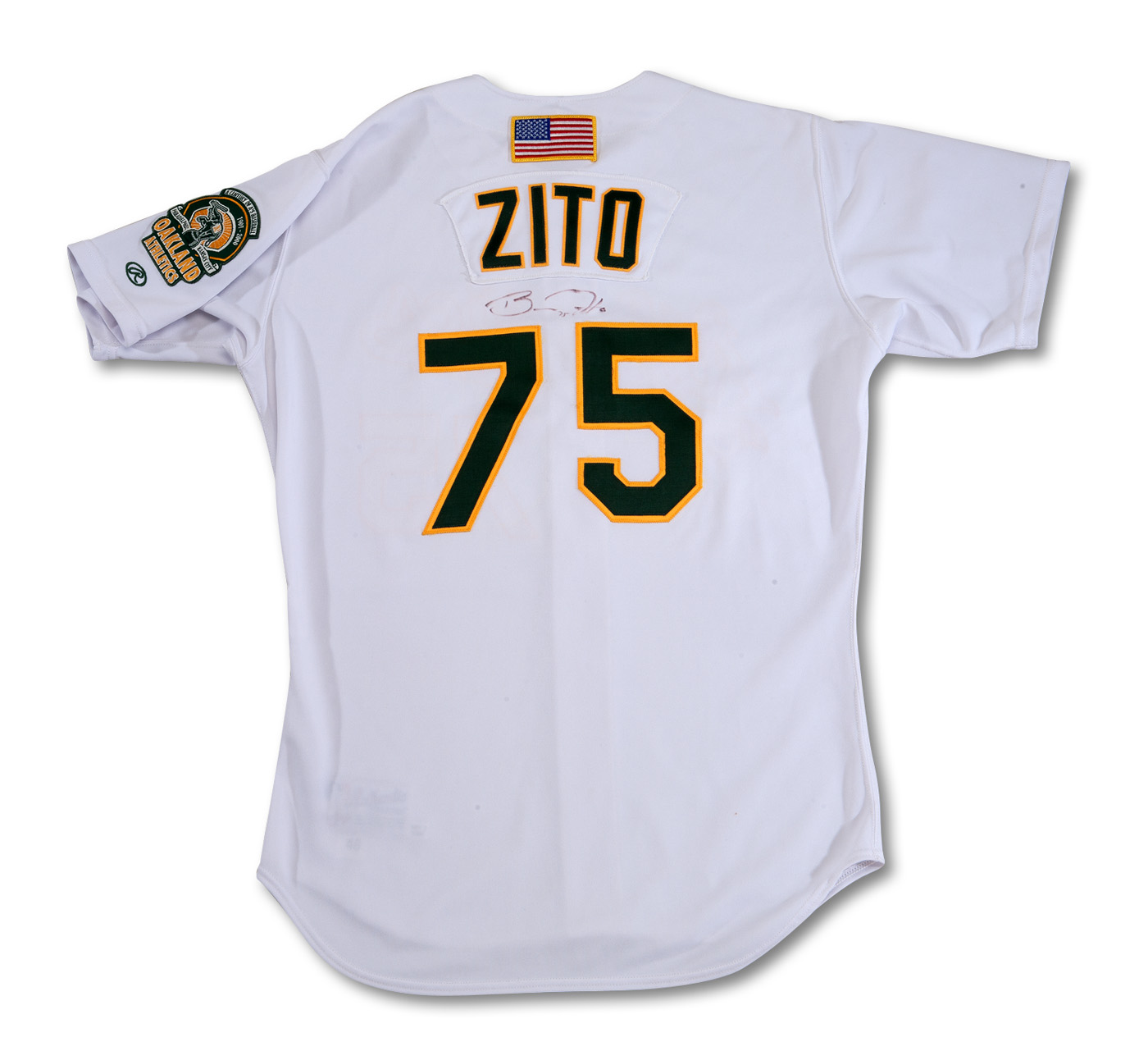 Lot Detail - 2000-01 BARRY ZITO AUTOGRAPHED OAKLAND A'S (ROOKIE SEASON)  GAME WORN HOME JERSEY (A'S LOA, NSM COLLECTION)