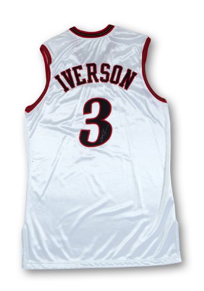 2005-06 ALLEN IVERSON PHILADELPHIA 76ERS WHITE GAME WORN AND AUTOGRAPHED HOME JERSEY (IVERSON LOA)
