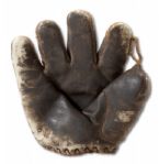 HERB PENNOCKS 1927 WORLD SERIES GAME 3 WORN GLOVE (COMPLETE GAME VICTORY - YANKEES 8, PIRATES 1) INSCRIBED AND GIFTED TO JOE E. BROWN (HELMS/LA84 COLLECTION)