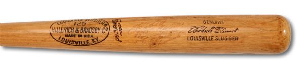 1971 ROBERTO CLEMENTE (WORLD CHAMPIONSHIP SEASON) AUTOGRAPHED H&B PROFESSIONAL MODEL GAME USED BAT WITH EXCEPTIONAL MLB PROVENANCE (PSA/DNA GU8.5, BILL RIDDELL COLLECTION)