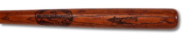 1920-22 GEORGE KELLY H&B PROFESSIONAL MODEL GAME USED BAT - HIS EARLIEST SIGNATURE MODEL WITH RARE DUAL STAMPED CENTERBRANDS (PSA/DNA GU9, BILL RIDDELL COLLECTION)