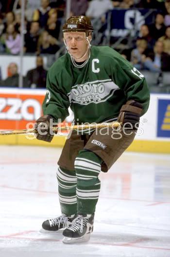 2001-02 Mats Sundin Toronto Maple Leafs Game Worn Jersey - Photo