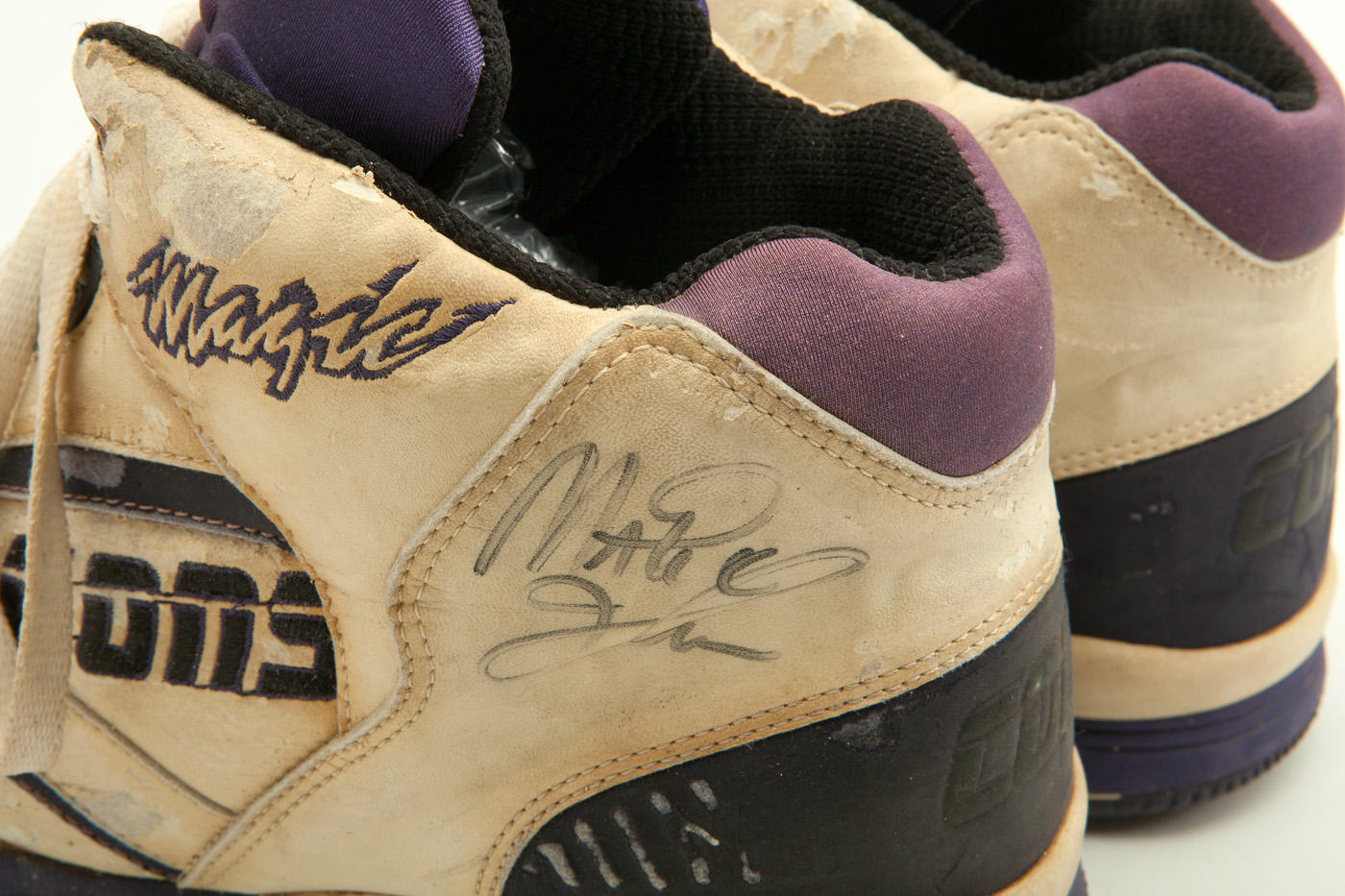 Lot Detail - EARLY 1990'S MAGIC JOHNSON DUAL-SIGNED PAIR OF GAME WORN  CONVERSE MAGIC SHOES