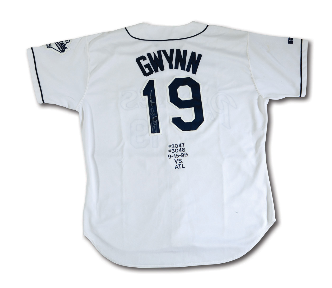 Lot Detail - 9/15/1999 TONY GWYNN AUTOGRAPHED SAN DIEGO PADRES GAME WORN  ROAD JERSEY WORN FOR CAREER HITS 3,047 & 3,048 (GWYNN FAMILY LOA)