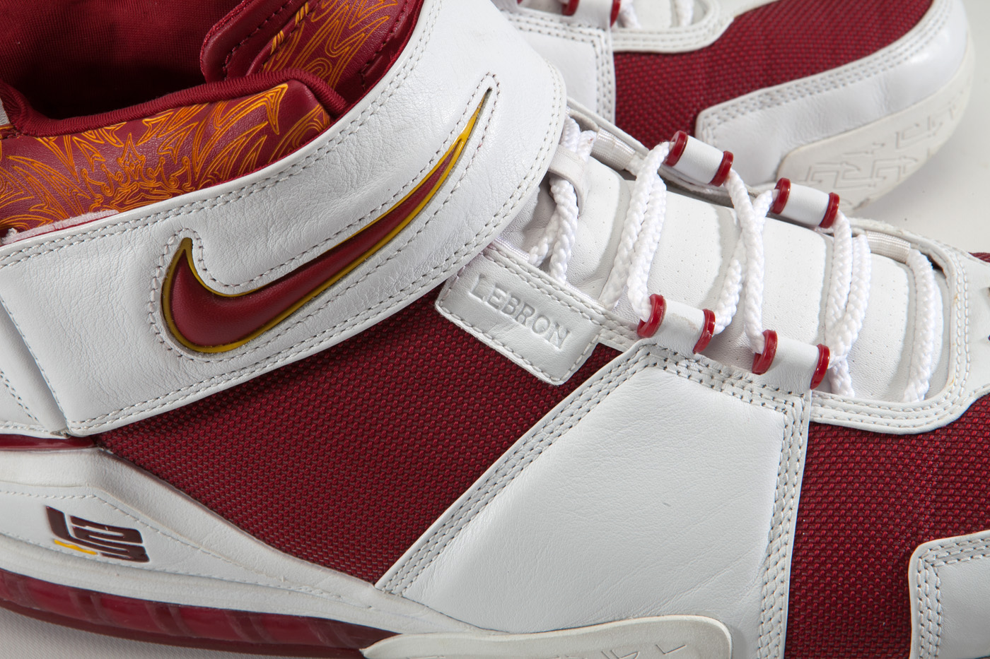 LeBron Time Travels Into 2005 With Cavs' LeBron 2 HWC PEs
