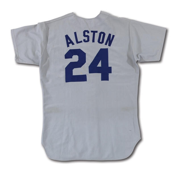 1974 WALTER ALSTON LOS ANGELES DODGERS GAME WORN MANAGERS ROAD JERSEY (DELBERT MICKEL COLLECTION)
