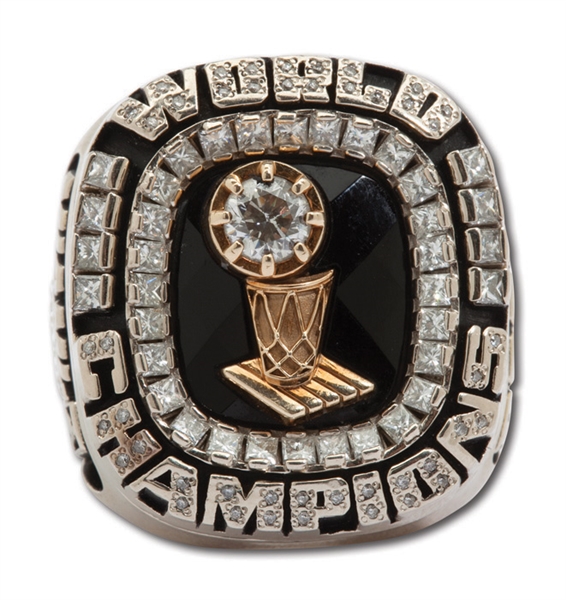 2006 MIAMI HEAT WORLD CHAMPIONS 14K GOLD RING IN ORIGINAL BOX PRESENTED TO JAMES POSEY SR.