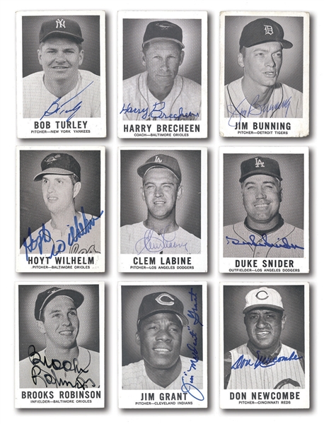 1960 LEAF BASEBALL AUTOGRAPHED LOT OF 82 DIFFERENT CARDS 