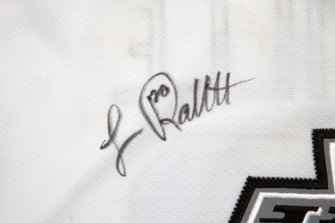 Lot Detail - 1997-98 LUC ROBITAILLE AUTOGRAPHED LOS ANGELES KINGS GAME WORN  HOME JERSEY (KINGS LOA, NSM COLLECTION)