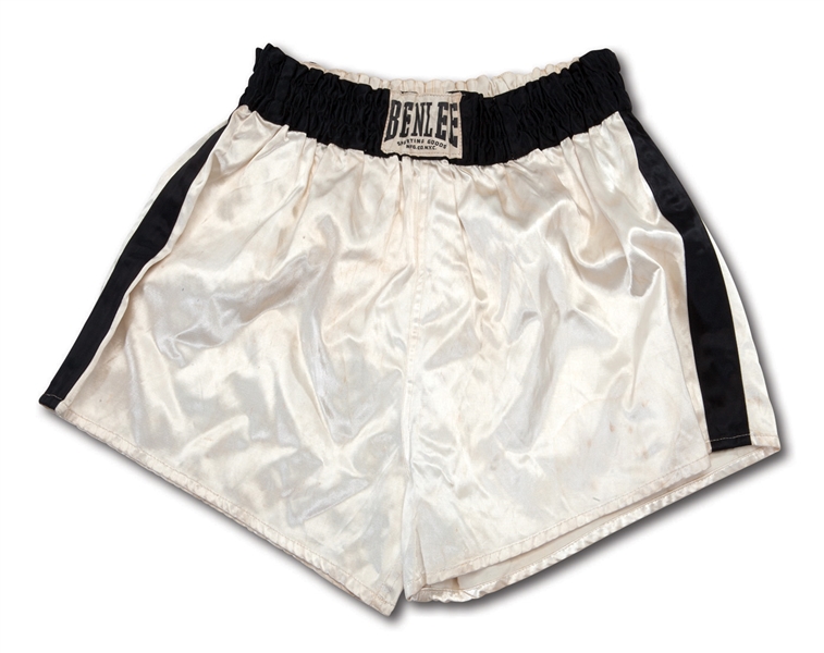 9/24/1953 ROCKY MARCIANO FIGHT WORN BENLEE BOXING TRUNKS FROM WORLD HEAVYWEIGHT CHAMPIONSHIP BOUT AGAINST ROLAND LASTARZA - RING MAGAZINE FIGHT OF THE YEAR (MARCIANO FAMILY LOA)