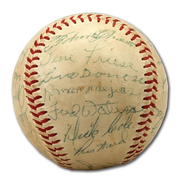 1955 PITTSBURGH PIRATES TEAM SIGNED ONL (GILES) BASEBALL INCL. ROOKIE ROBERTO CLEMENTE