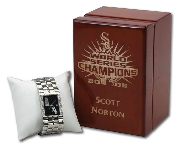 2005 CHICAGO WHITE SOX WORLD CHAMPIONS TOURNEAU DIAMOND WATCH IN ORIGINAL PRESENTATION BOX (NORRIS)