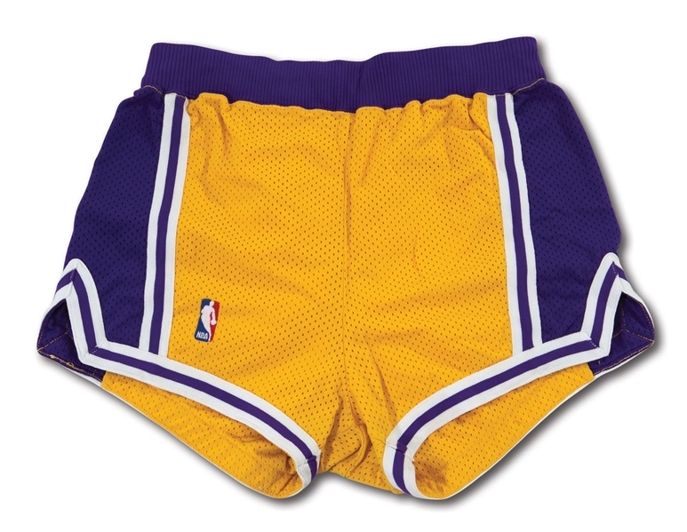 1986 MAGIC JOHNSON LOS ANGELES LAKERS GAME WORN HOME SHORTS (HOLLYWOOD AGENT COLLECTION)