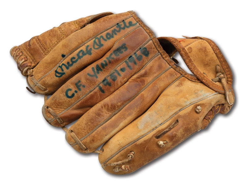 MICKEY MANTLE SIGNED & INSCRIBED "C.F. YANKEES 1951-68" RAWLINGS MANTLE MODEL MM5 FIELDERS GLOVE GIFTED DIRECTLY FROM MANTLE (HOLLYWOOD AGENT COLLECTION)