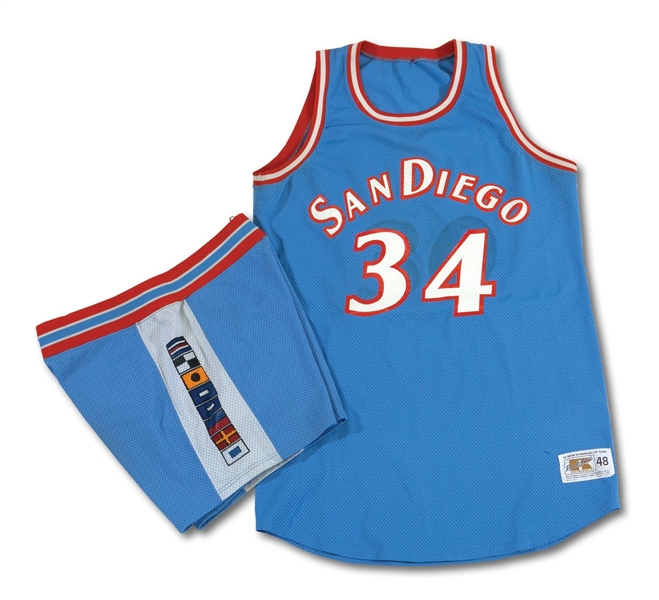 1981-82 TERRY CUMMINGS (ROOKIE YEAR) SAN DIEGO CLIPPERS GAME WORN ROAD JERSEY AND SHORTS (PHOTO-MATCHED, SDHOC COLLECTION)