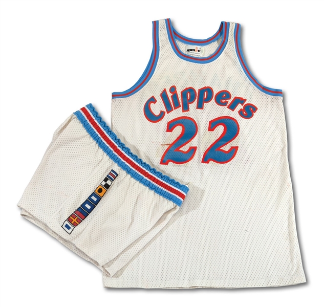 1981-82 TOM CHAMBERS (ROOKIE YEAR) SAN DIEGO CLIPPERS GAME WORN HOME JERSEY AND SHORTS (SDHOC COLLECTION)