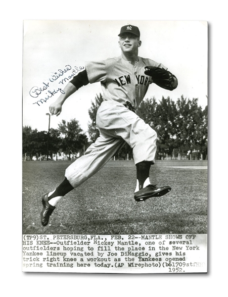 MICKEY MANTLE SIGNED 1952 AP WIRE PHOTO