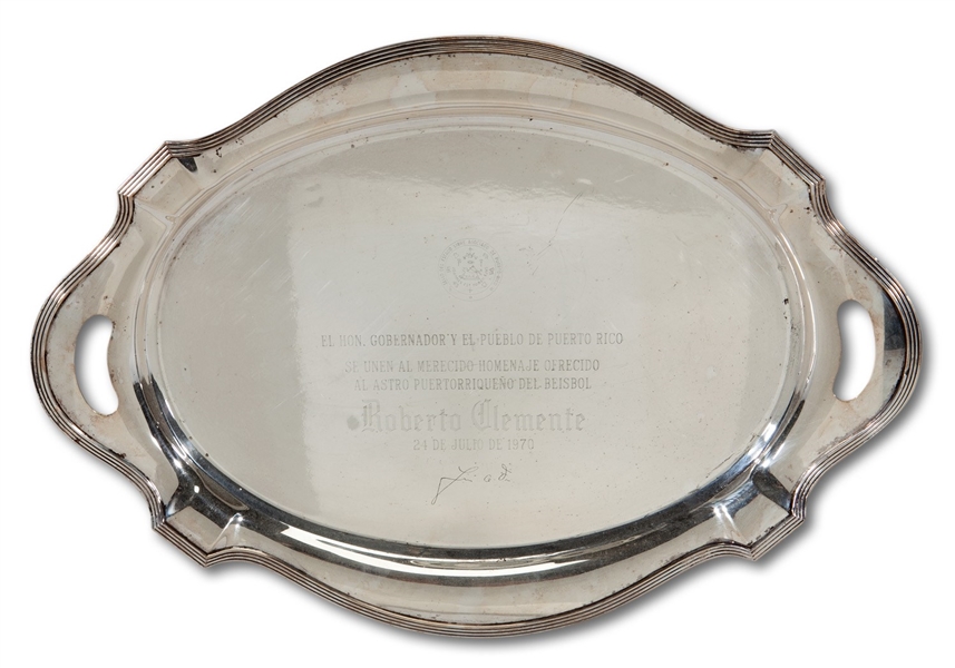ROBERTO CLEMENTES 1970 "ROBERTO CLEMENTE NIGHT" SILVER PRESENTATION TRAY FROM PUERTO RICO GOVERNOR LUIS A. FERRE (CLEMENTE FAMILY LOA)