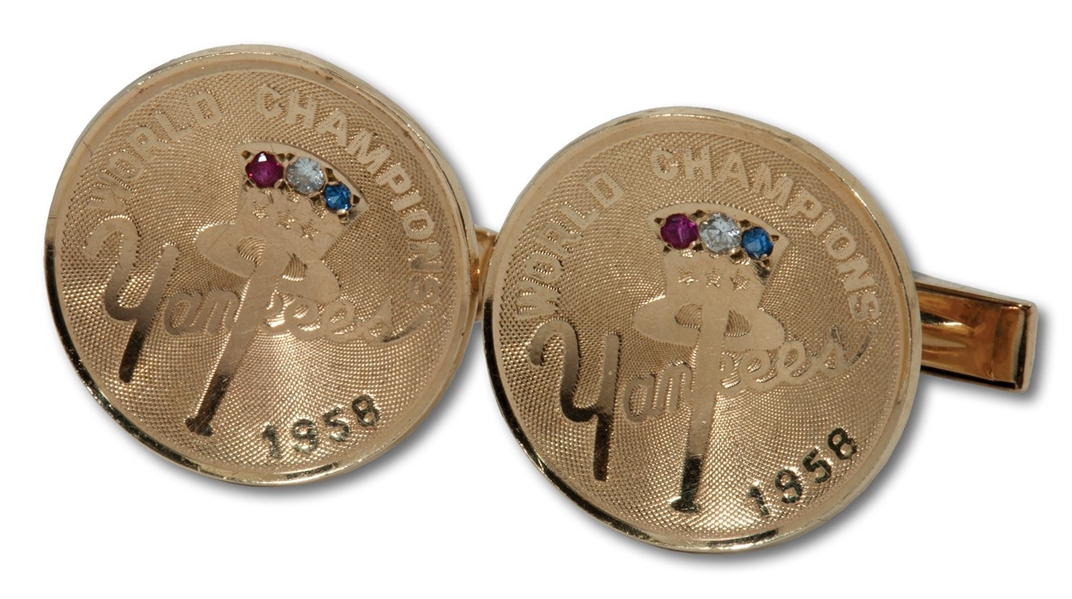 1958 NEW YORK YANKEES WORLD CHAMPIONS 14K GOLD CUFFLINKS WITH DIAMONDS