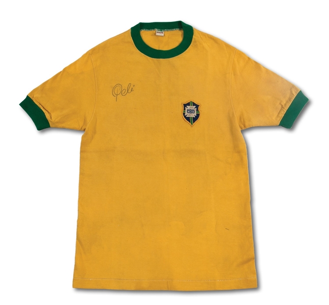PELES SIGNED 1970 BRAZIL NATIONAL TEAM GAME WORN JERSEY ATTRIBUTED TO MAY 24TH EXHIBITION MATCH IN MEXICO VS. IRAPUATO F.C. (BRAZILIAN PLAYER PROVENANCE)