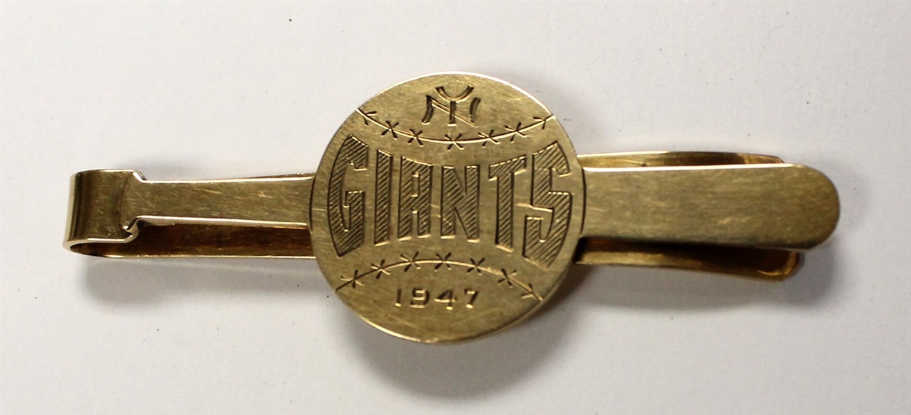 1947 NEW YORK BASEBALL GIANTS 14K GOLD MONEY CLIP ISSUED TO UP SPORTS WRITER CARL LUNDQUIST