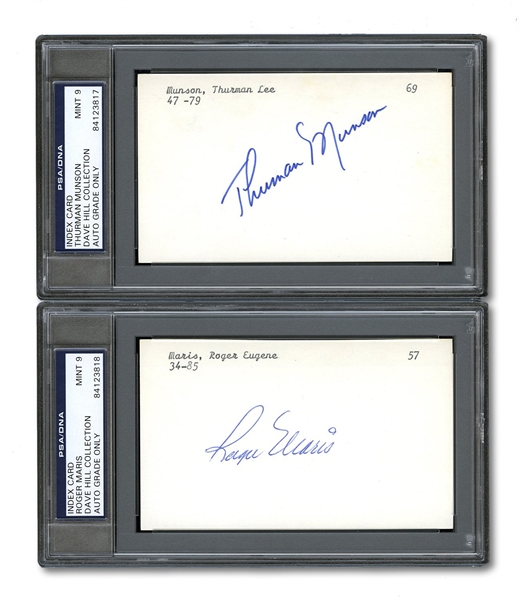 PAIR OF ROGER MARIS AND THURMAN MUNSON AUTOGRAPHED 3x5 INDEX CARDS – BOTH PSA/DNA MINT 9 AUTO. (DAVE HILL COLLECTION)